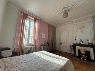  Appartement à vendre 5 pièces 134 m²