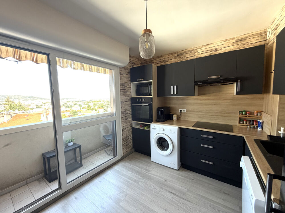 Appartement F4 de 87 m2 - balcon - dernier étage - cave et garage / Monthieu prox. steel