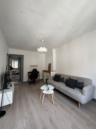  Appartement à louer 2 pièces 43 m²
