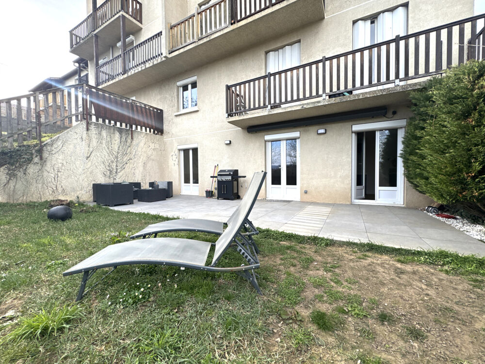APPARTEMENT T2 MEUBLE AVEC CAVE ET JARDIN ET TERRASSE / SAINT PRIEST EN JAREZ LE CRET