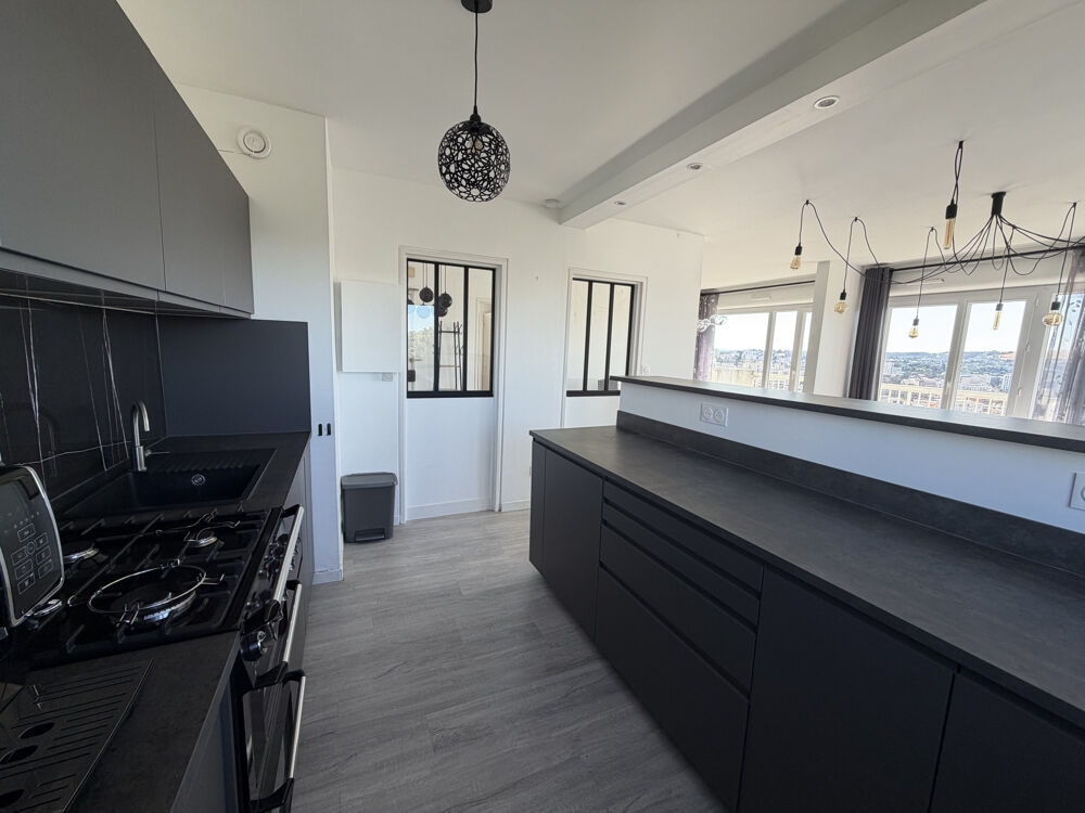 Vente Appartement Appartement F4 - 85,37M2 - Balcon - Cave - Parking - Saint-Etienne/ Portail Rouge St etienne