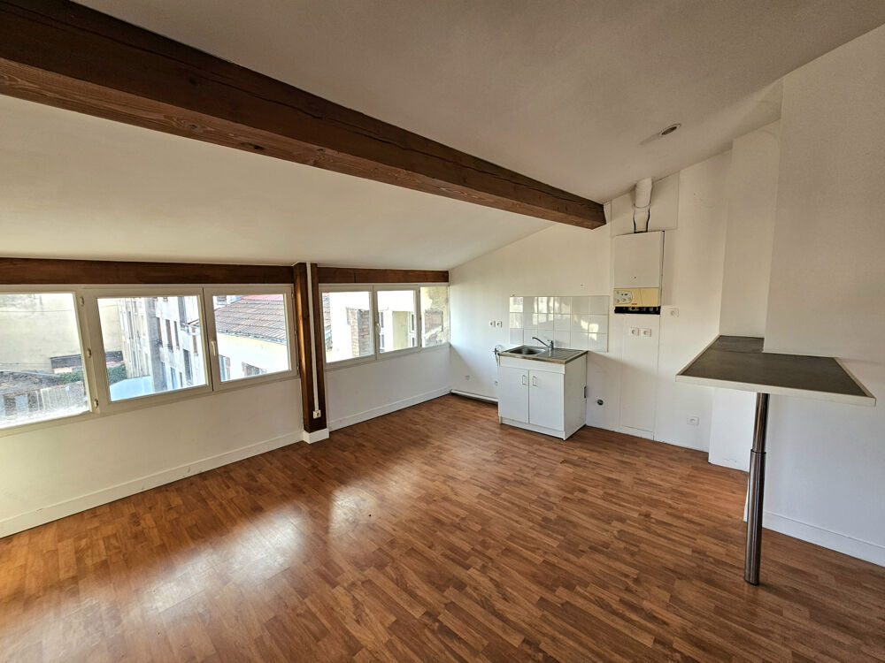 Vente Appartement Appartement de caractère de type T3 de 56,83 m2 Carrez et 78,88 m2 au sol - Prox. Châteaucreux St etienne