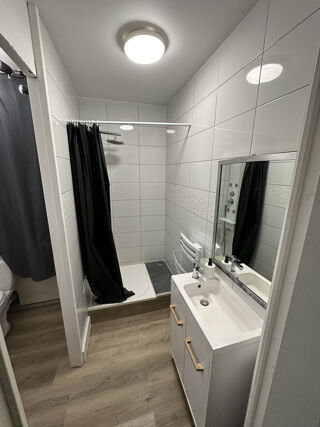  Appartement à louer 2 pièces 43 m²