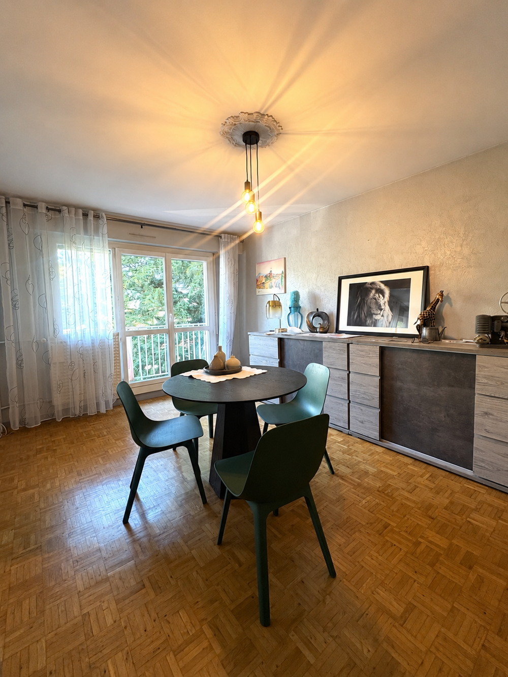 APPARTEMENT F4 AVEC BALCON - PLACE STATIONNEMENT / SAINT ETIENNE MONTPLAISIR