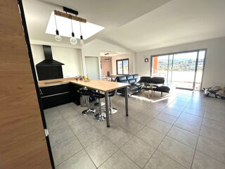  Duplex/triplex � vendre 4 pi�ces 103 m�