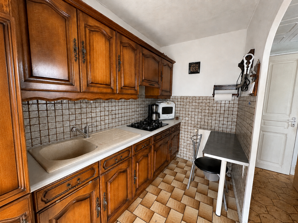 Maison mitoyenne de ville de type T2 de 37,14 m2 + sous-sol complet / Firminy - le Mas