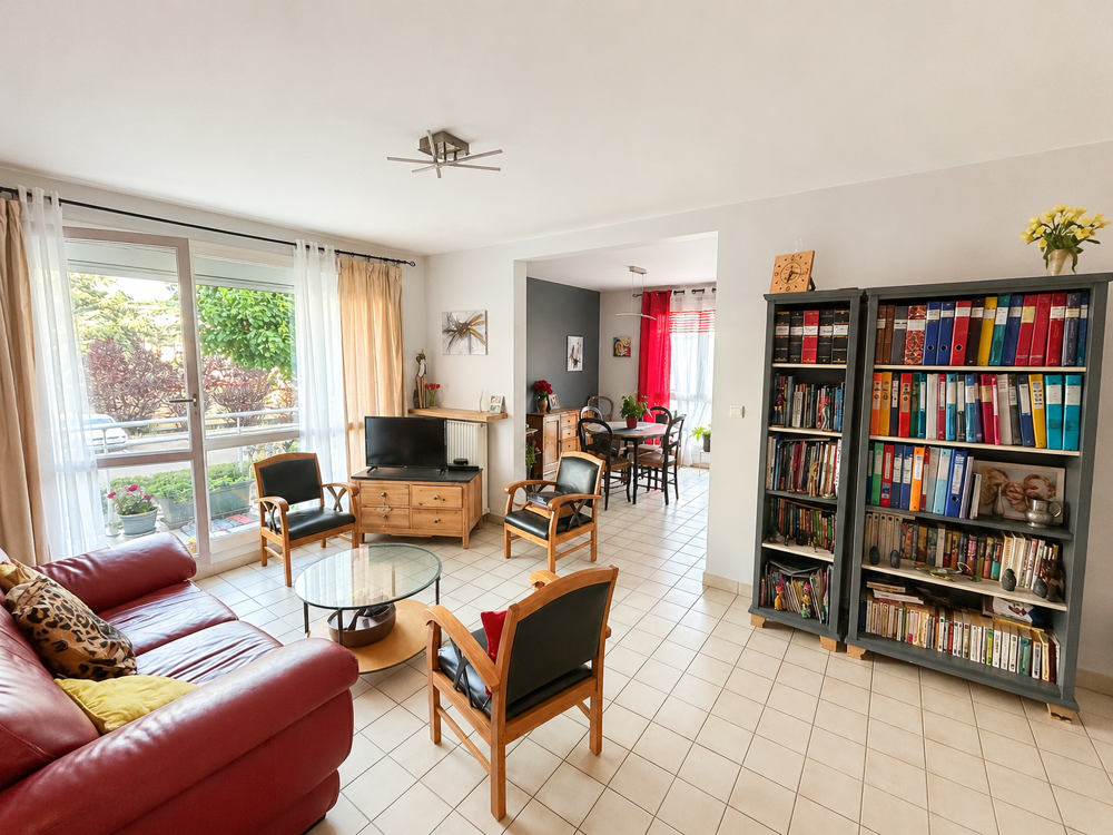 Vente Appartement APPARTEMENT F4 AVEC BALCON, PLACE DE PARKING ET CAVE/ IDEAL RÉSIDENCE PRINCIPALE OU JEUNE COUPLE St etienne