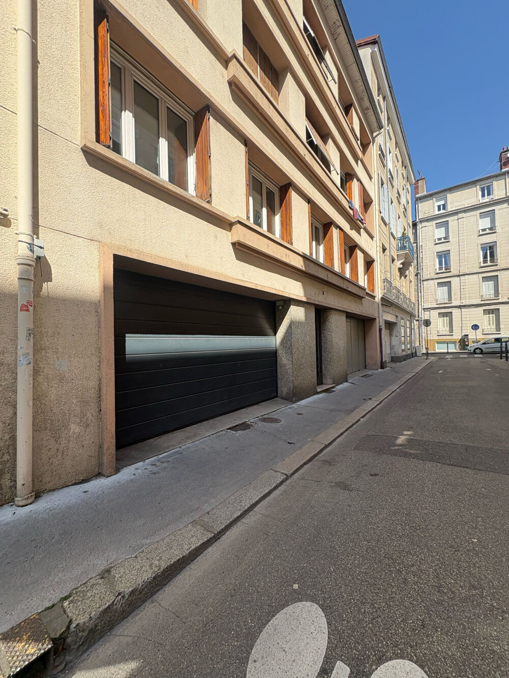Location Parking/Garage PLACE DE PARKING - BOX SECURISE / JEAN JAURES St etienne