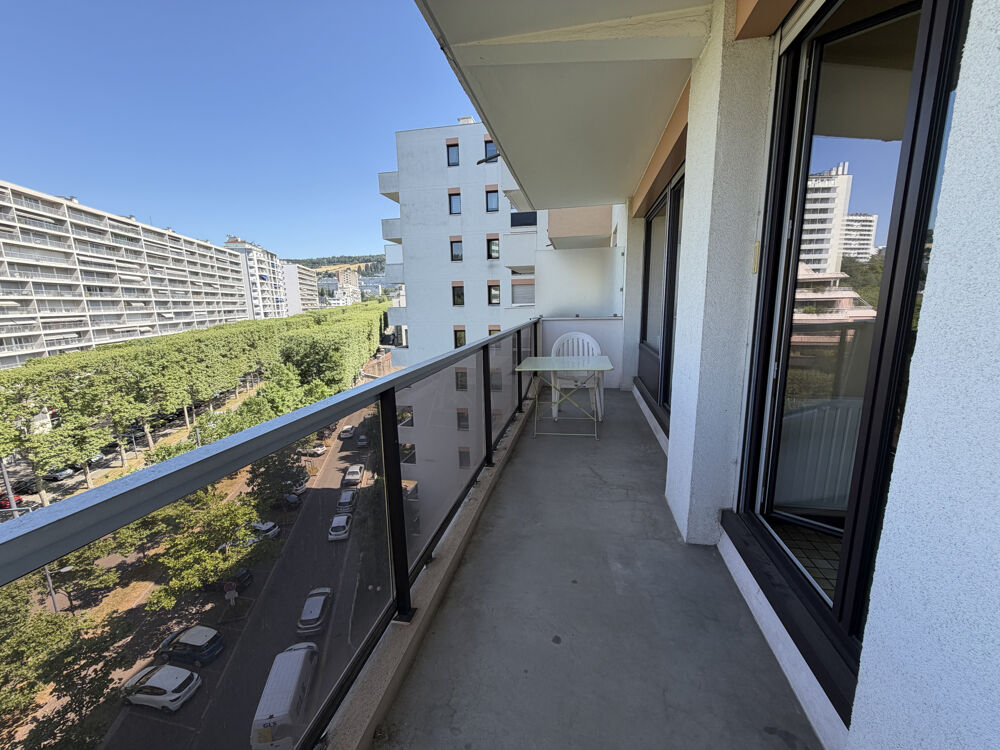 Vente Appartement Appartement F3 - 74,77M2 - Cave - Garage - Balcons - Saint-Etienne / Cours Fauriel St etienne
