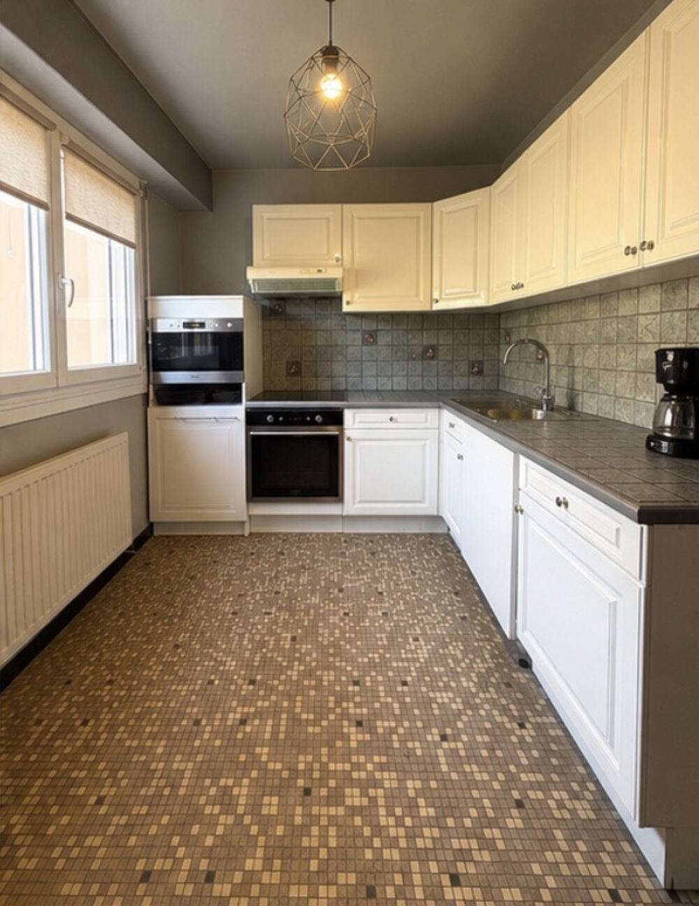 APPARTEMENT F4 AVEC BALCON - PLACE STATIONNEMENT / SAINT ETIENNE MONTPLAISIR