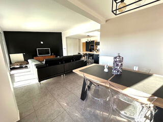  Duplex/triplex � vendre 4 pi�ces 103 m�