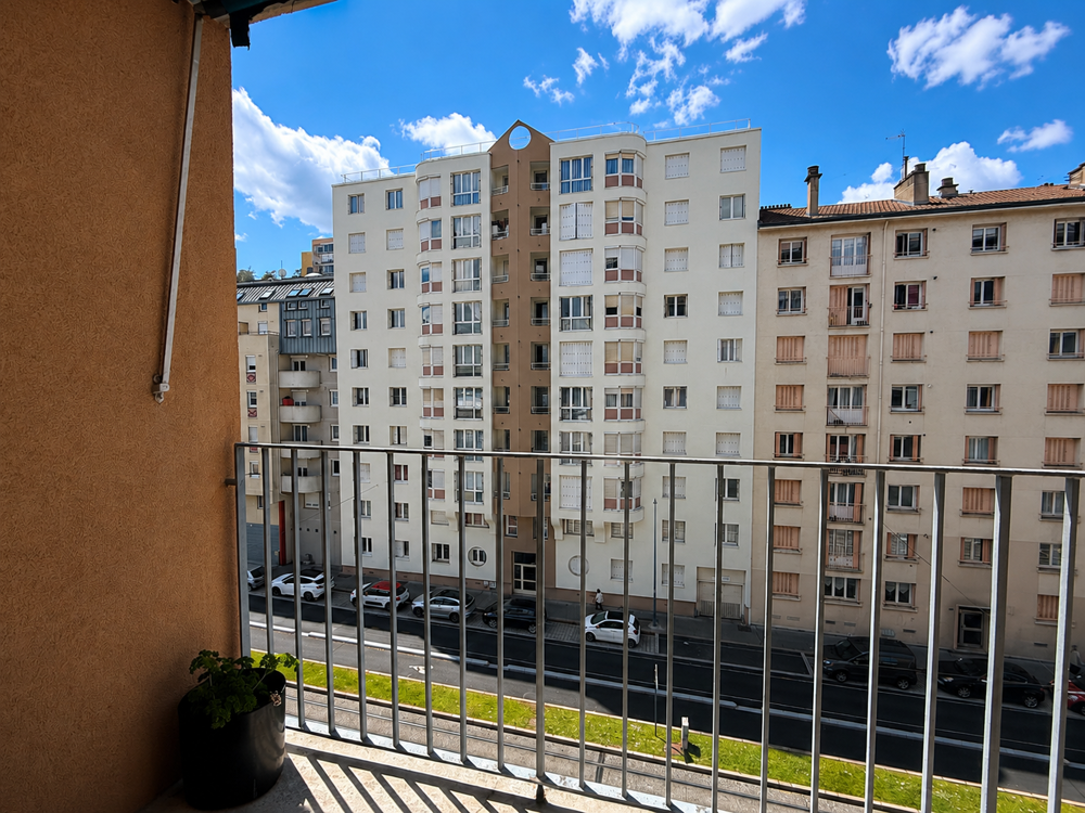 Vente Appartement APPARTEMENT T4 78M2  DEUX CHAMBRES BALCON St etienne