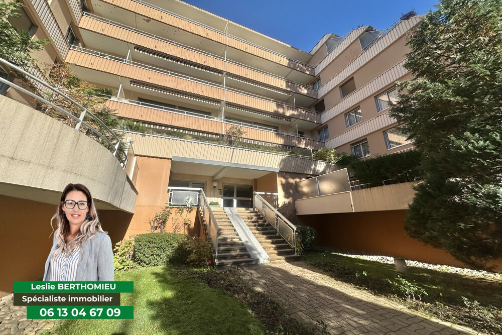 Vente Appartement T2  au ROYAL FAURIEL rénové avec grande terrasse St etienne