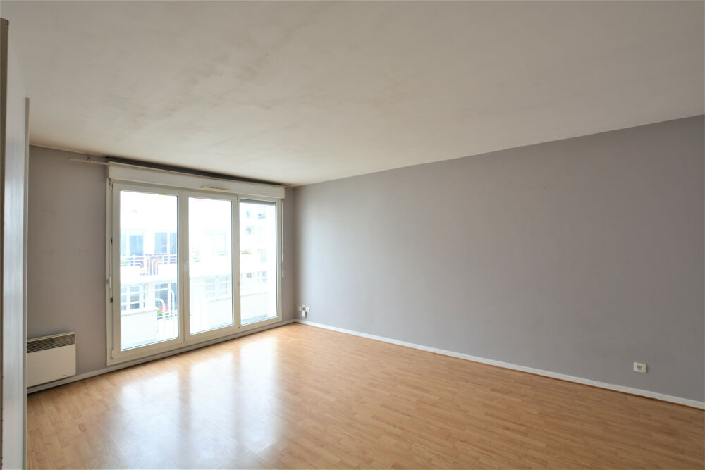 Location Appartement 2 Pièces  + Cave + Parking Courbevoie