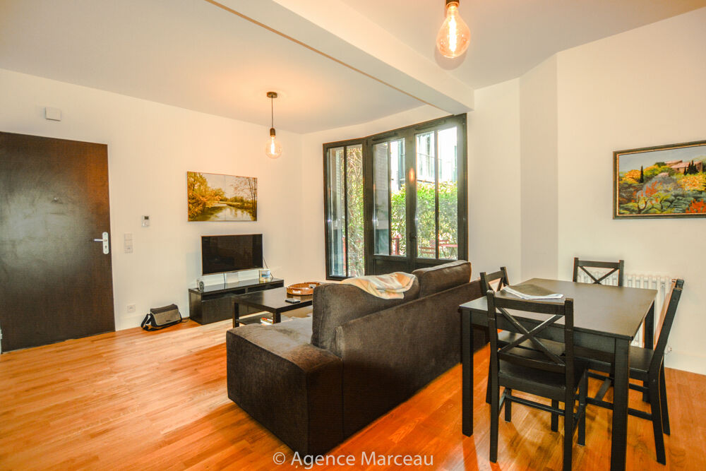 Vente Appartement Joli 3 pièces en rez-de-jardin de 67m2 à Courbevoie Courbevoie
