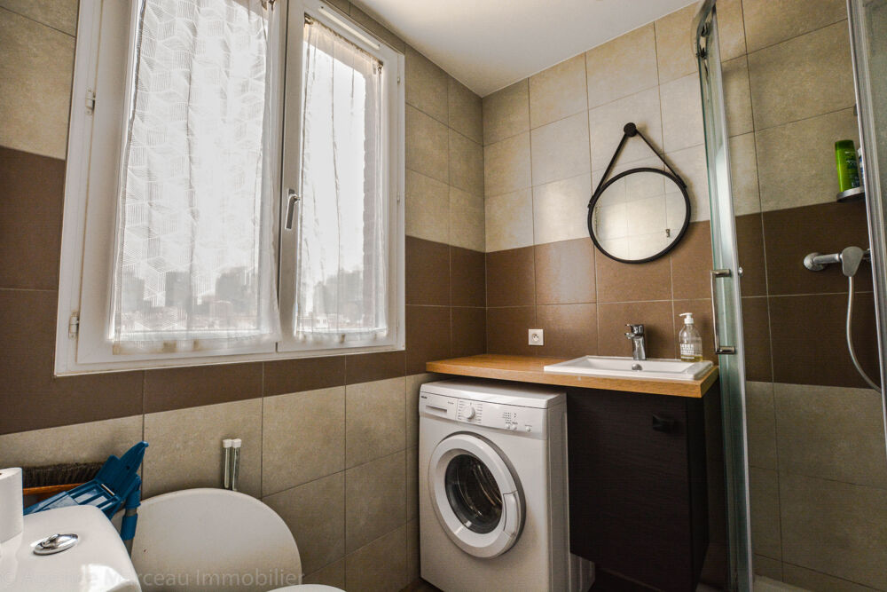 Vente Appartement Studio de 18m2 au dernier étage à Courbevoie Courbevoie