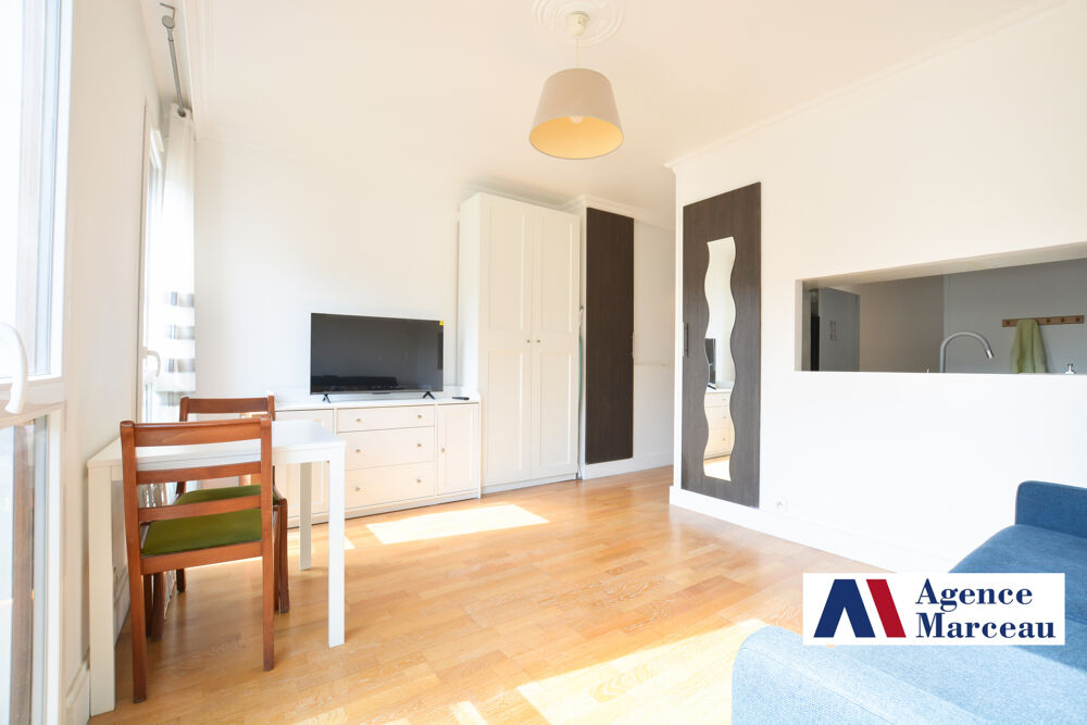 Location Appartement Studio meublée Courbevoie