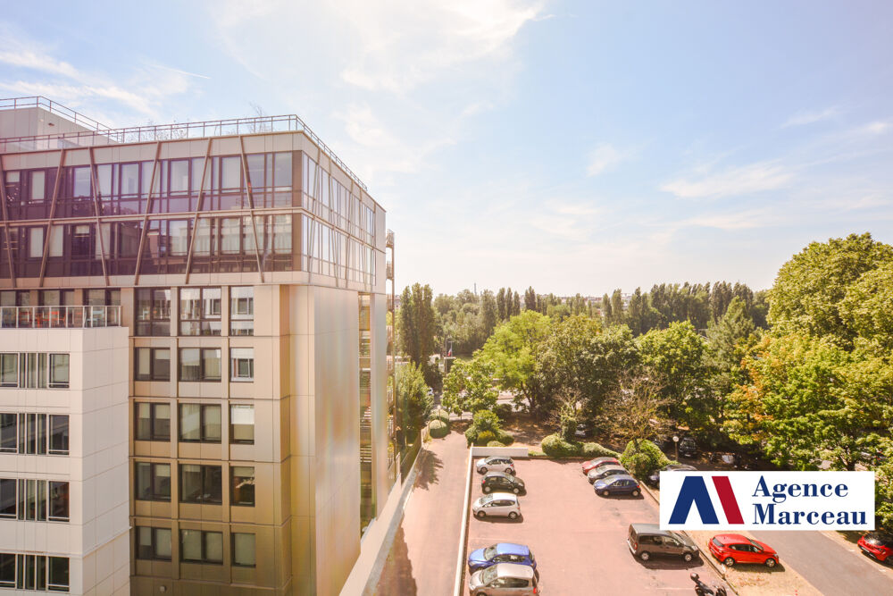 Location Appartement Studio meublé à louer à Courbevoie Courbevoie