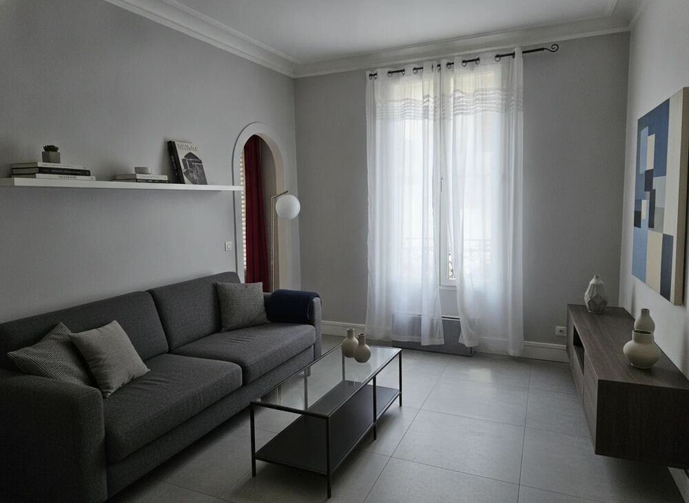 Vente Appartement 2 pièces de 22,47m2 Courbevoie proche La Défense Courbevoie