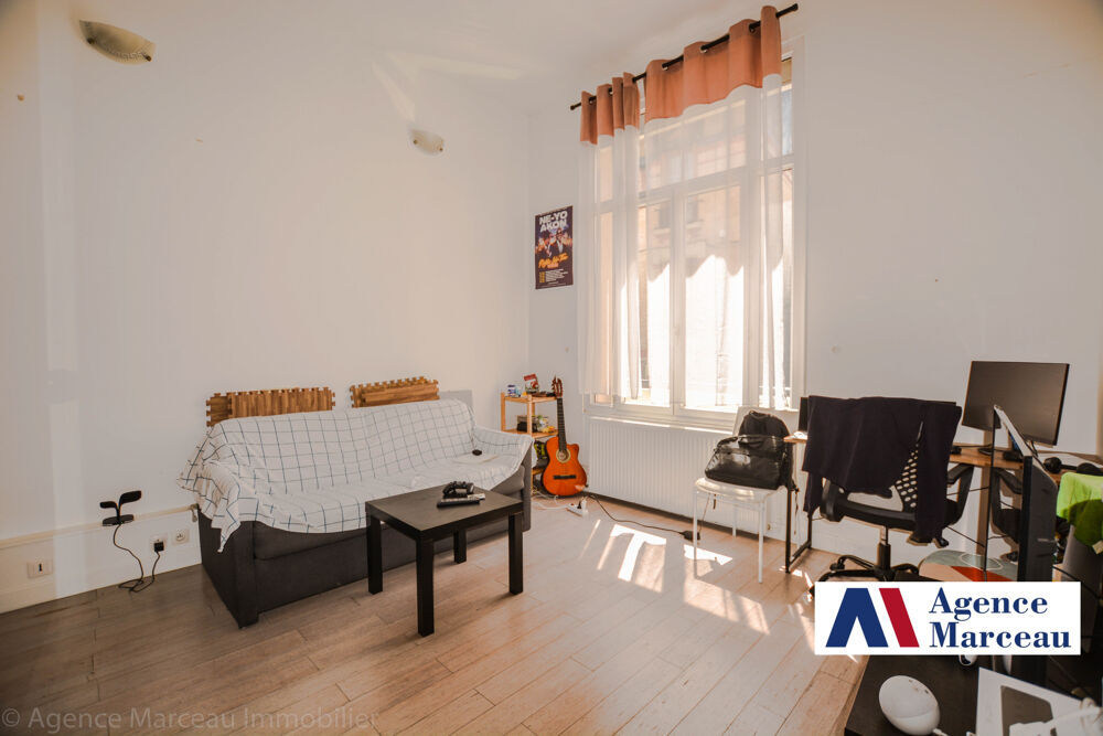 Appartement 1 pièce 25 m² · à Courbevoie · 25 m² · 165 000 €