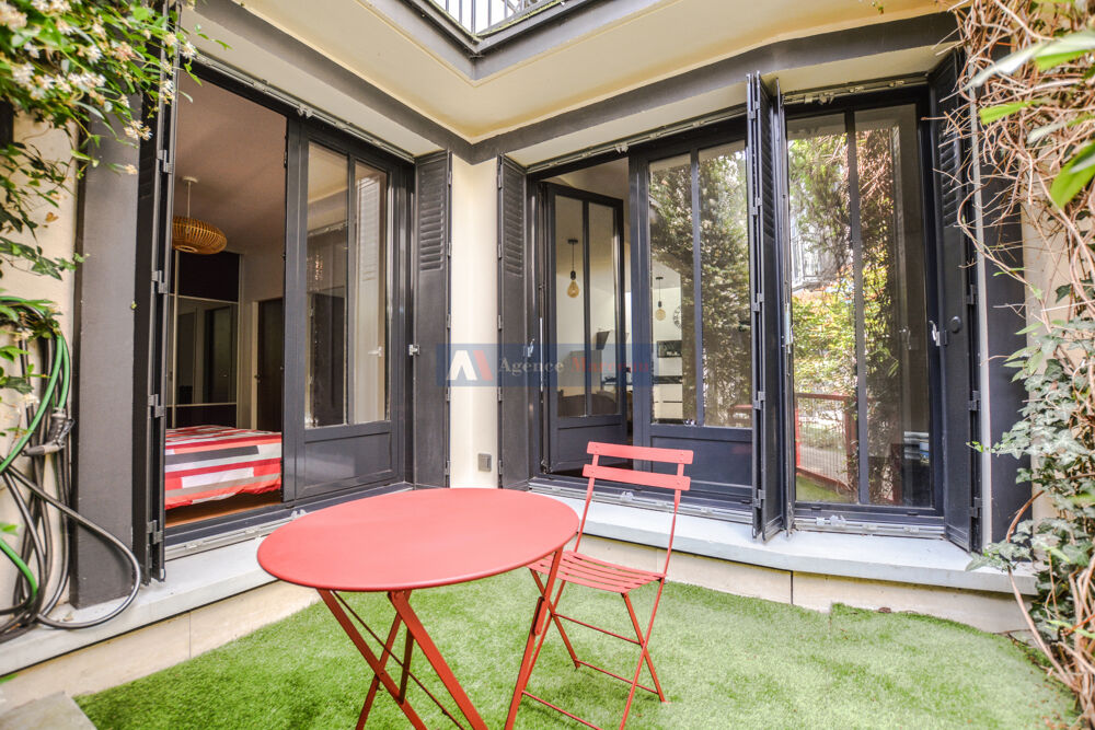 Vente Appartement Joli 3 pièces en rez-de-jardin de 67m2 à Courbevoie Courbevoie