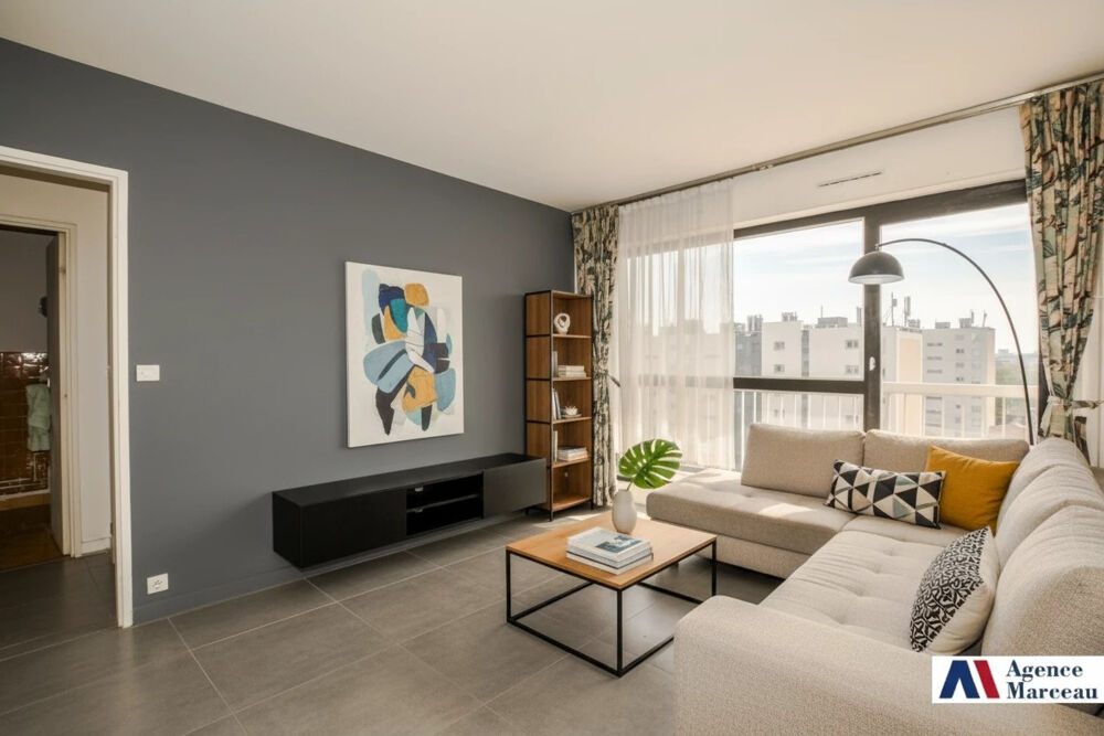 2 pièces avec vue dégagée à Courbevoie Bécon