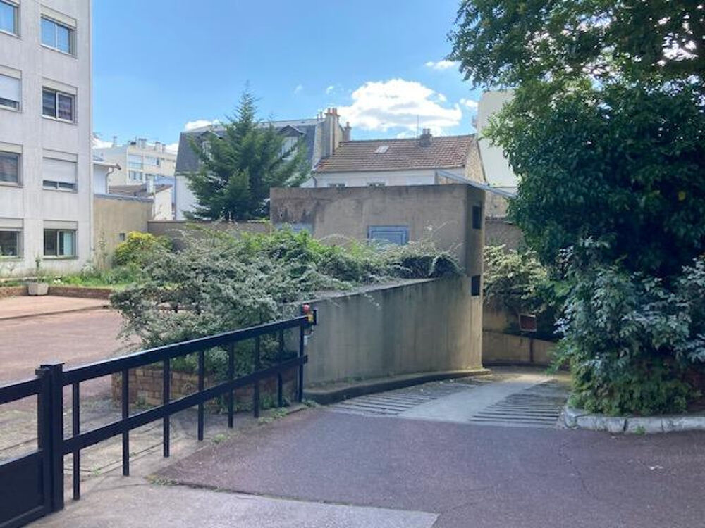 Vente Parking/Garage Parking couvert à Courbevoie Bd Saint-Denis Courbevoie