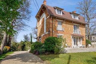  Maison à vendre 8 pièces 344 m²