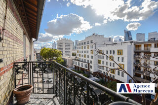 Vente Appartement 3 pièces de 45m2 avec balcon au dernier étage à Courbevoie Marceau Courbevoie