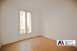 Vente Appartement 3 pièces de 55m2 à Courbevoie coeur de Ville Courbevoie