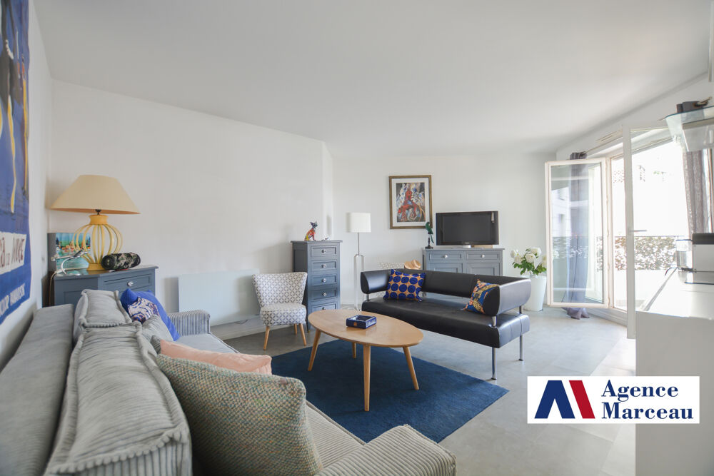 Vente Appartement F2 avec terrasse+ cave et parking. Courbevoie