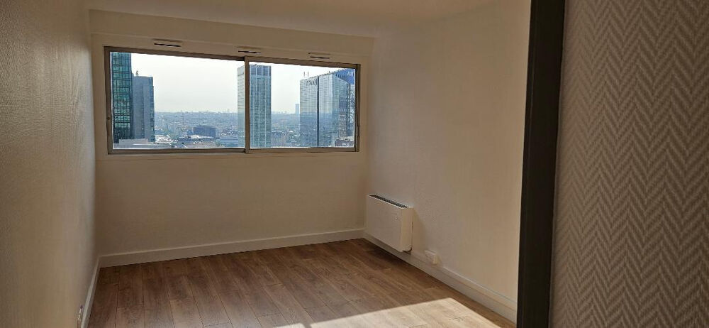 Location Appartement Studio de 22 m2 à louer (bail vide) à Courbevoie - La Défense Courbevoie
