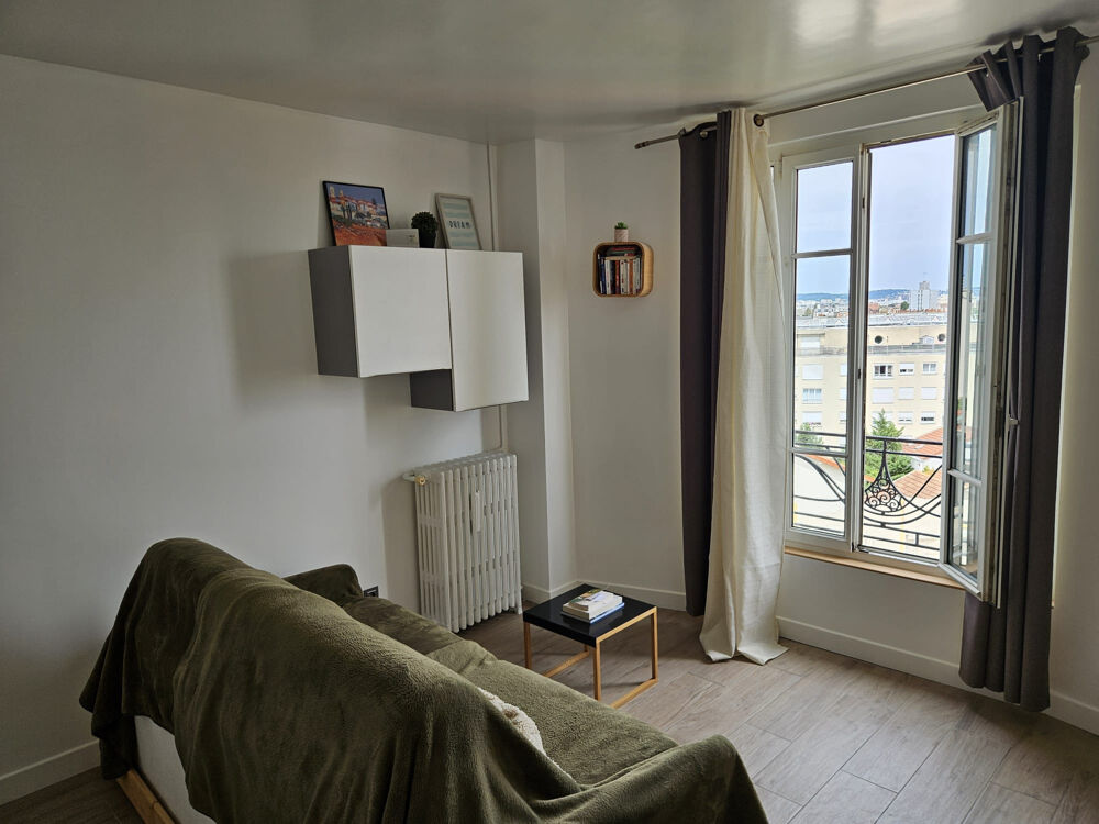 Studio de 25m2 au dernier étage à Courbevoie