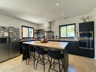  Maison � vendre 6 pi�ces 145 m�