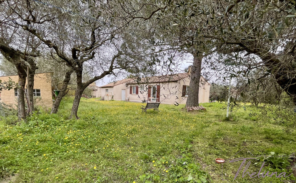 Vente Maison Villa Pleine de Potentiel dans un Cadre Paisible ! Comps
