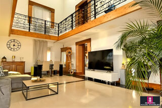  Maison  vendre 8 pices 239 m