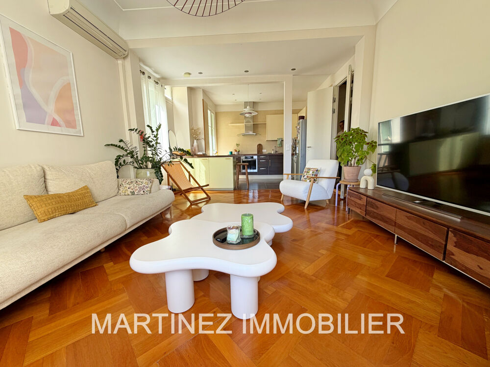 Vente Appartement Magnifique 2 pièces rénové Carré d'Or - Chambre supplémentaire - Cave Nice