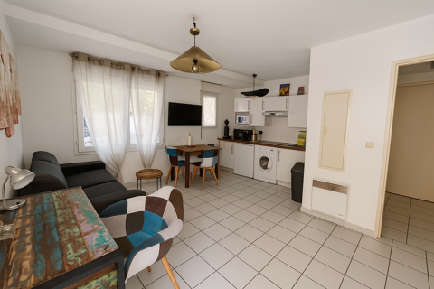   Appartement au Pradet de plain-pied Appartement - 1 pice(s) - 30 m