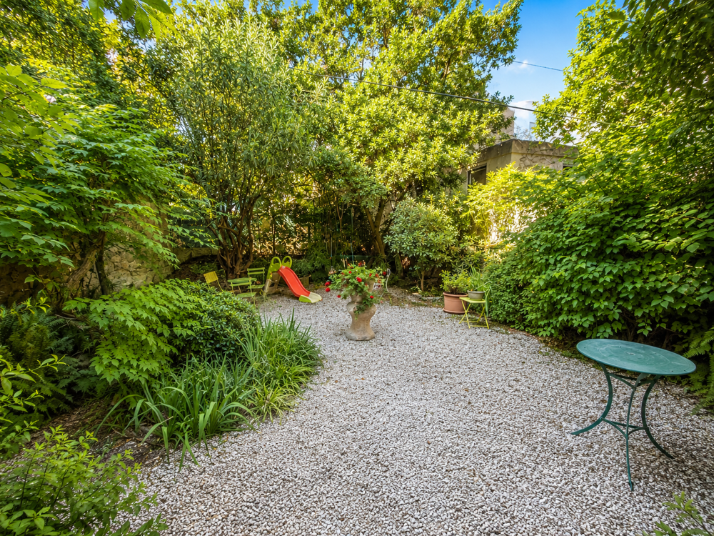 Elégante maison bourgeoise de caractère avec jardin au coeur du Mourillon