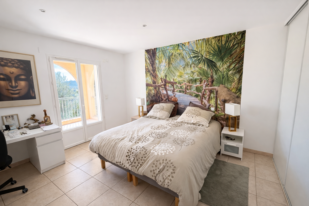 � vendre  Maison Solli�s-Ville (83210)