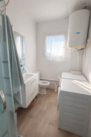  Remise / Grange � vendre 4 pi�ces 80 m� Hy�res