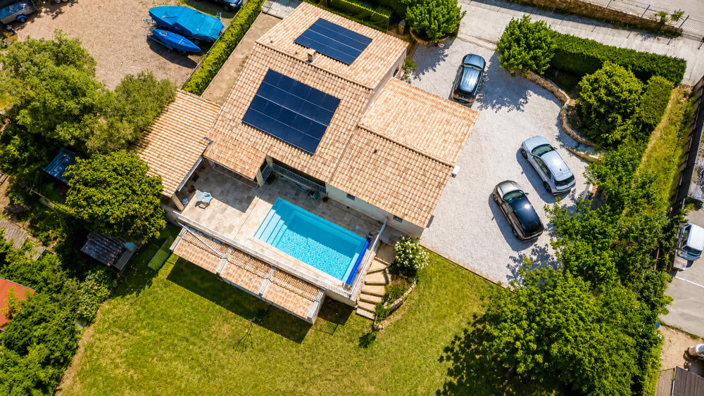Vente Maison Maison de plain-pied d'une superficie de 136 m2 avec piscine sur une parcelle de 2000 m2 Flassans sur issole