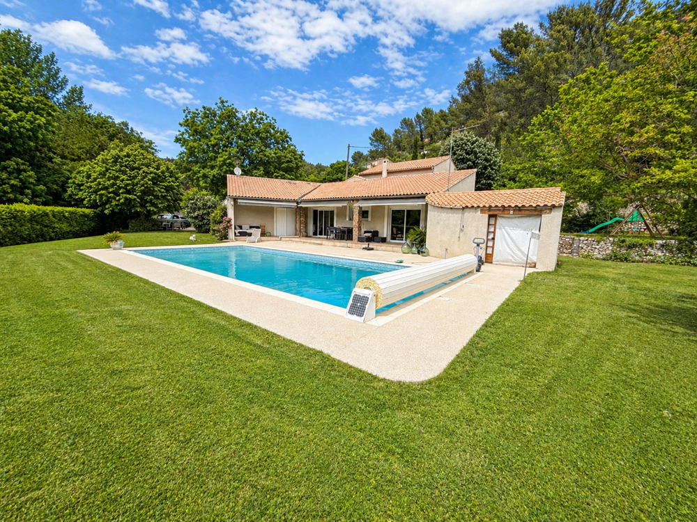 � vendre  Maison Solli�s-Toucas (83210)