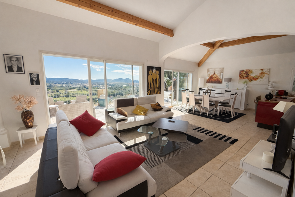 � vendre  Maison Solli�s-Ville (83210)