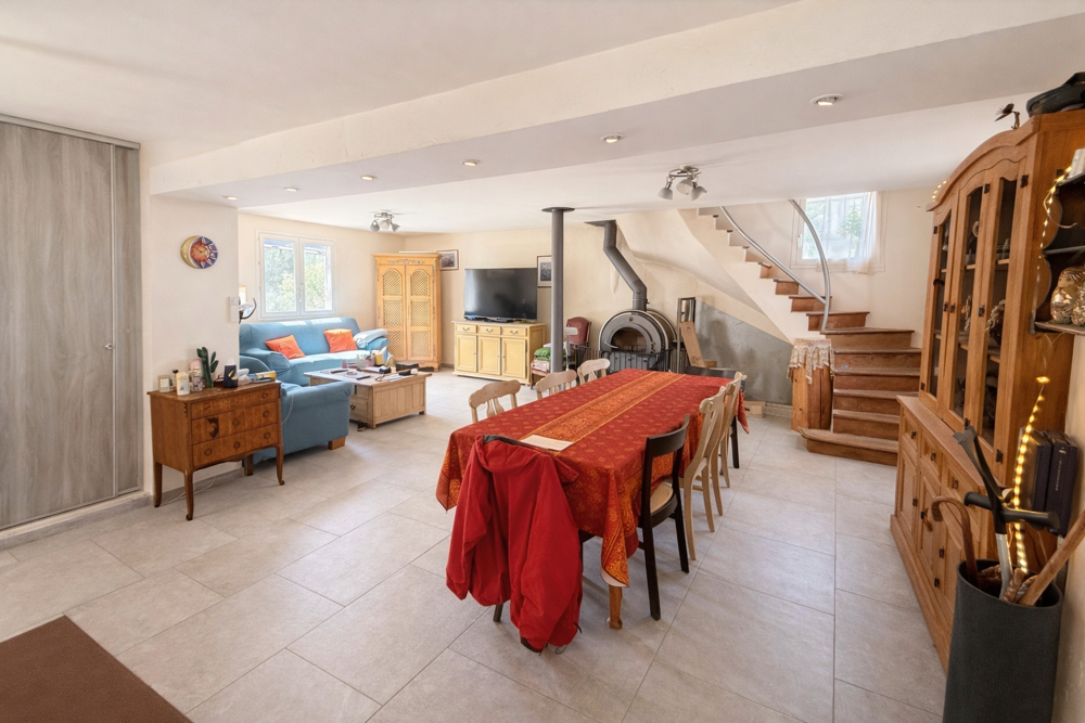 � vendre  Maison Solli�s-Toucas (83210)