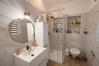  Maison à vendre 10 pièces 320 m²