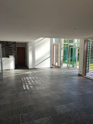  Maison à vendre 8 pièces 200 m²