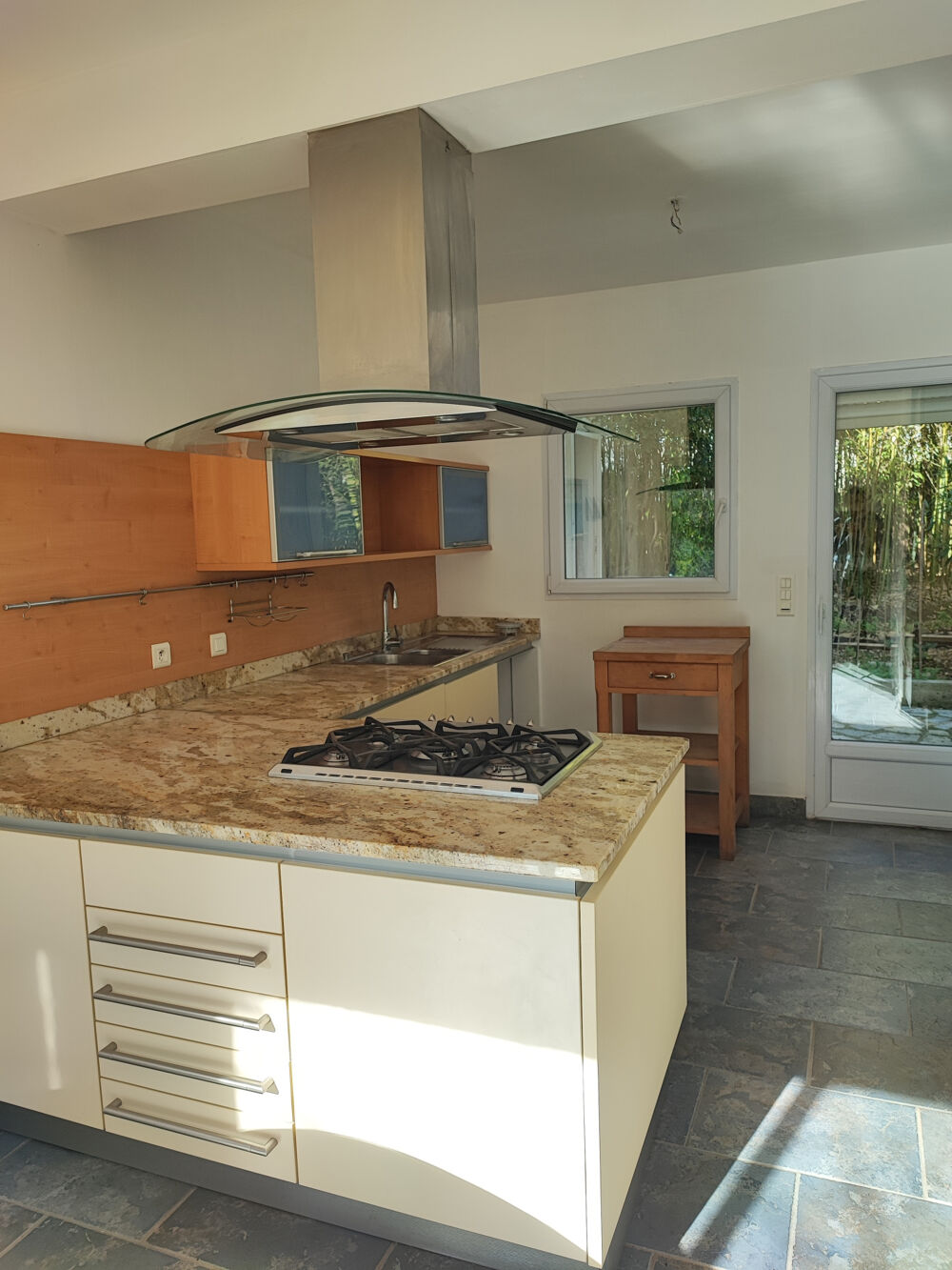 Vente Maison 8 pièces, un air de campagne à la ville...