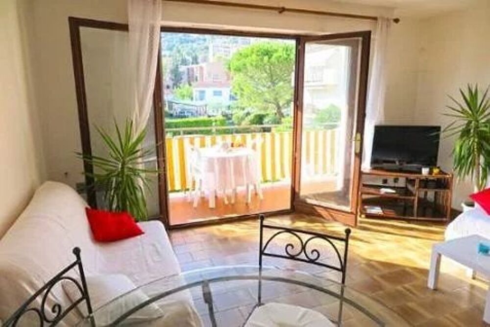 Studio Lumineux avec Terrasse et Parking