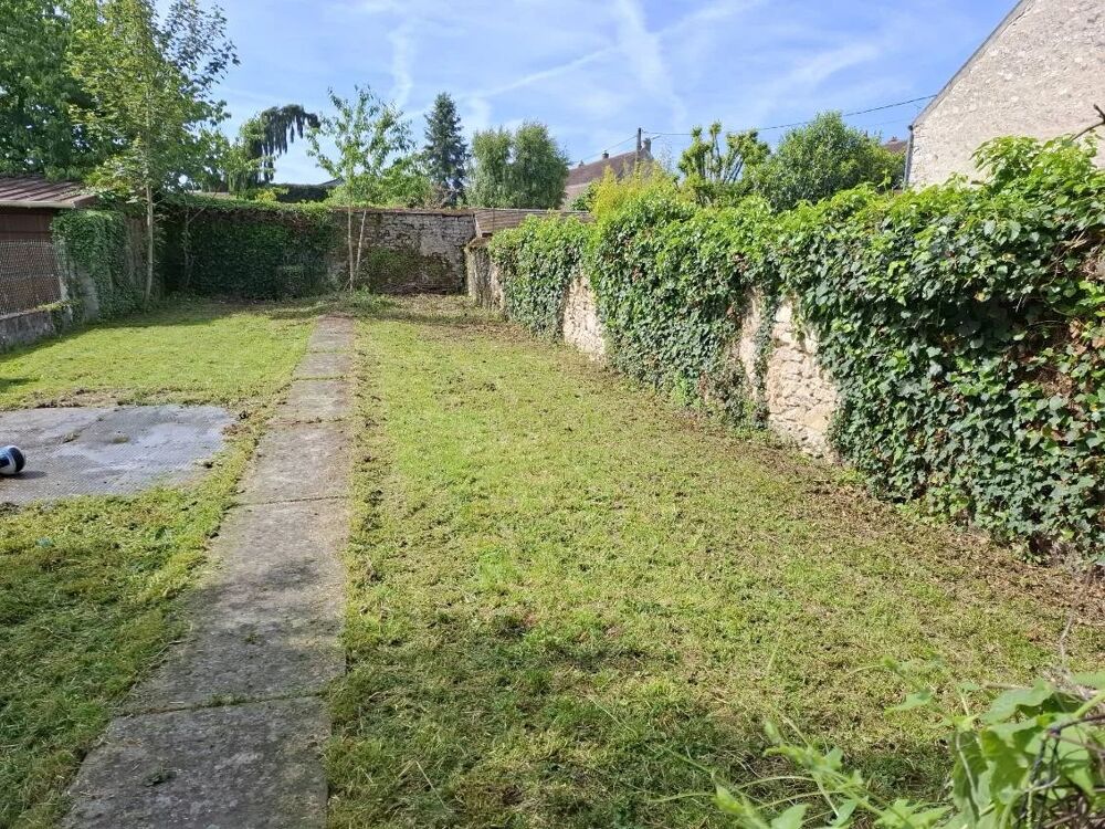 MAISON DE VILLE 8 PIÈCES 4 CHAMBRES GRANGE ET JARDIN
